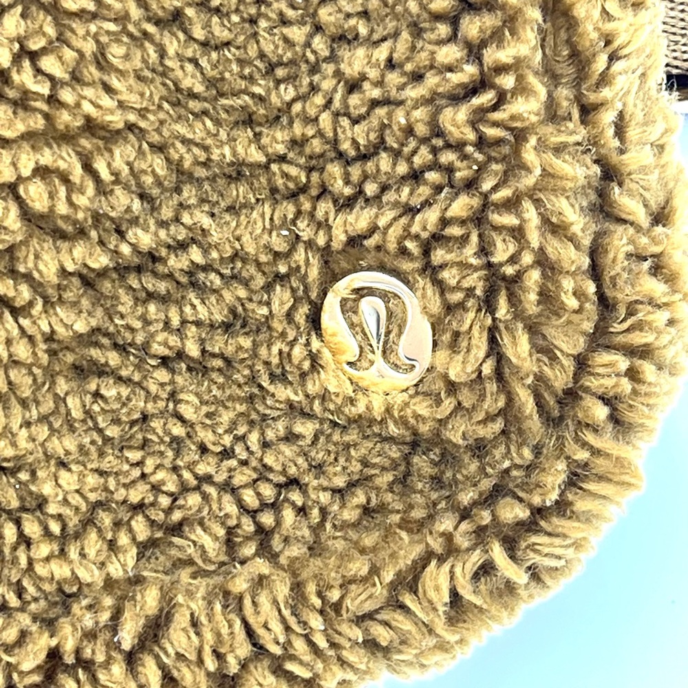 Lululemon Athletica Tan Plush Crossbody Bag - Brown & Gold - Picture 3 of 13